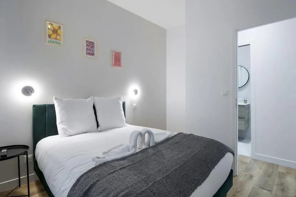 3 Cozy Near Galeries Lafayette-12pers * Paris