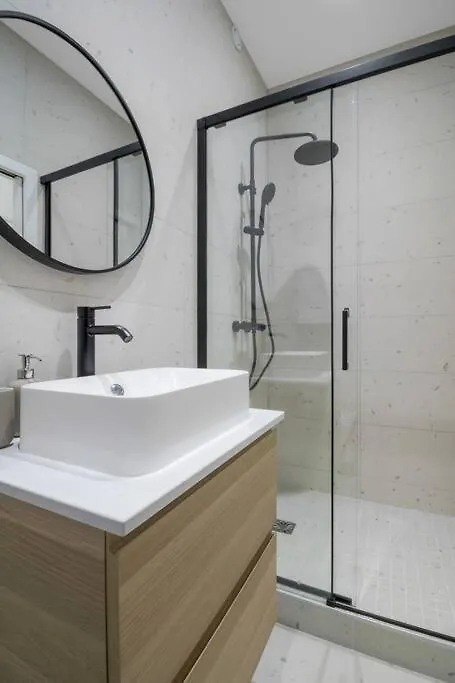 3 Cozy Near Galeries Lafayette-12pers Апартаменты *